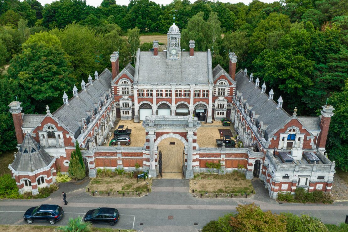  Powering the past: Supporting historic estates with modern utility solutions